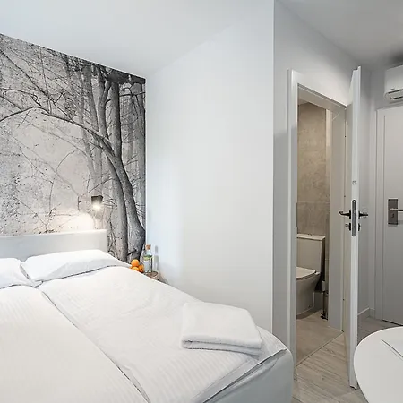 Rentplanet - Jodlowa Appartement